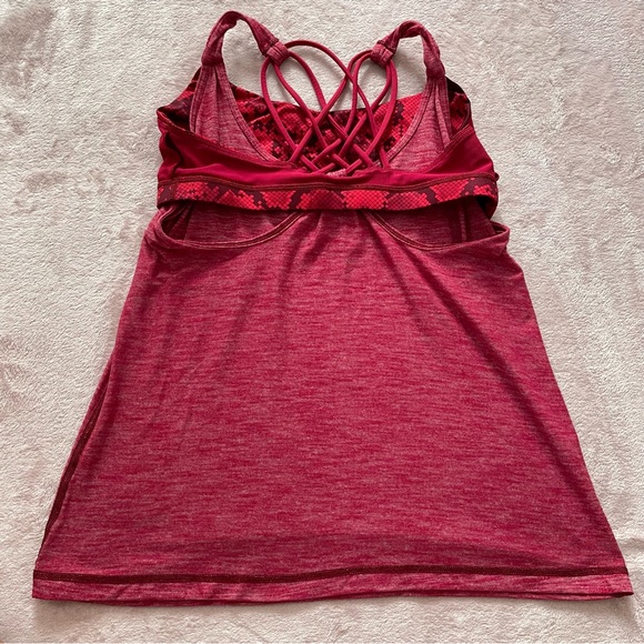 Lululemon tank top size 6 - Picture 5 of 7